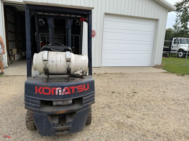 Image of Komatsu FG15C equipment image 3