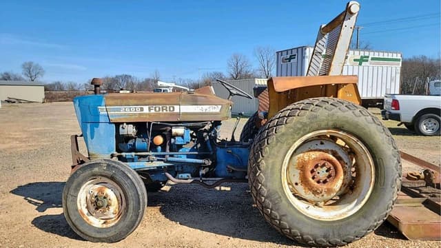 Image of Ford 2600 equipment image 1