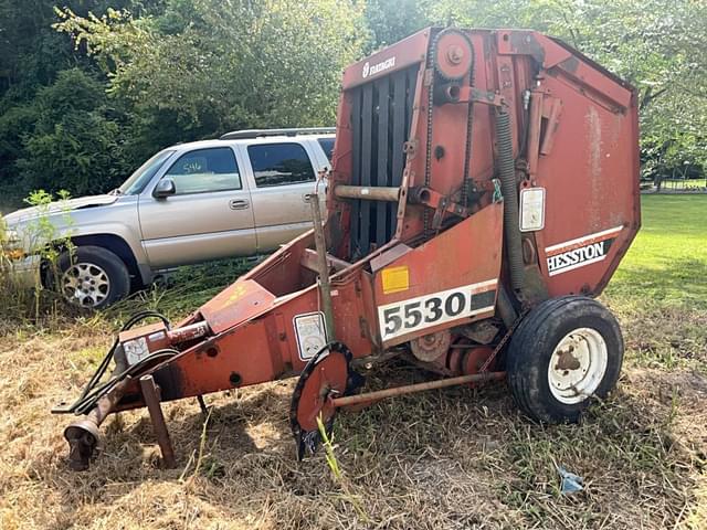 Image of Hesston 5530 equipment image 4