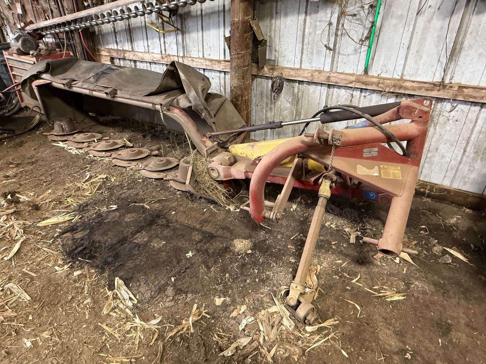 New Holland 463 Equipment Image0