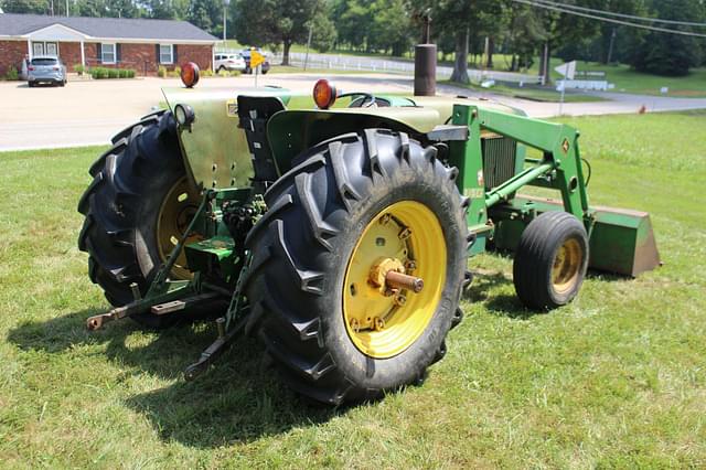 Image of John Deere 2640 equipment image 2