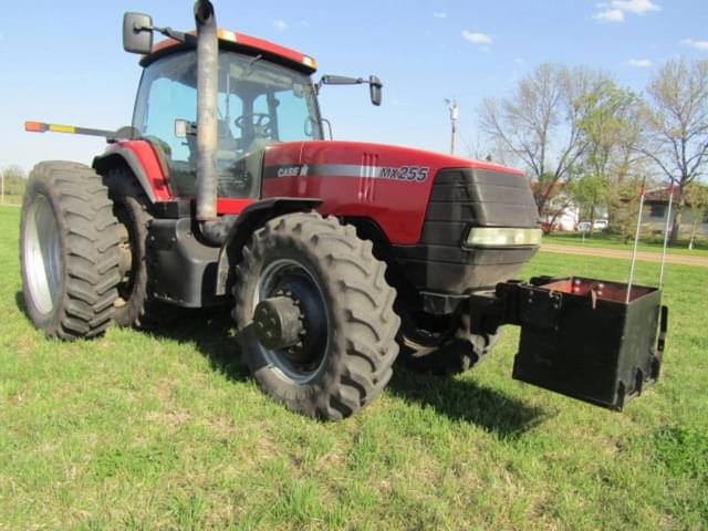 Image of Case IH MX255 equipment image 3