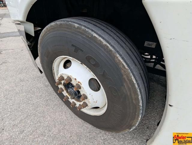 Image of Freightliner Cascadia equipment image 1