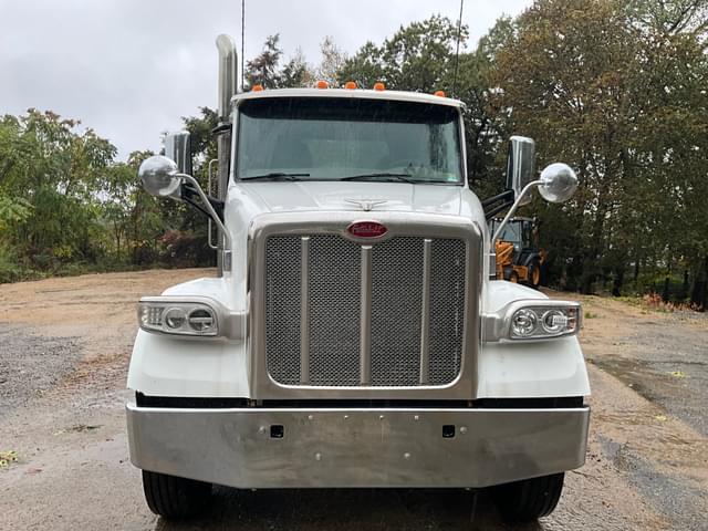 Image of Peterbilt 567 equipment image 1
