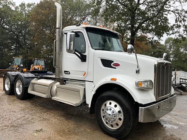Image of Peterbilt 567 equipment image 2