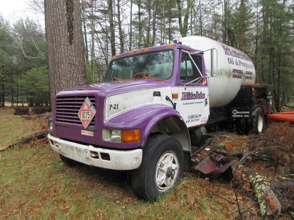 Main image International 4700