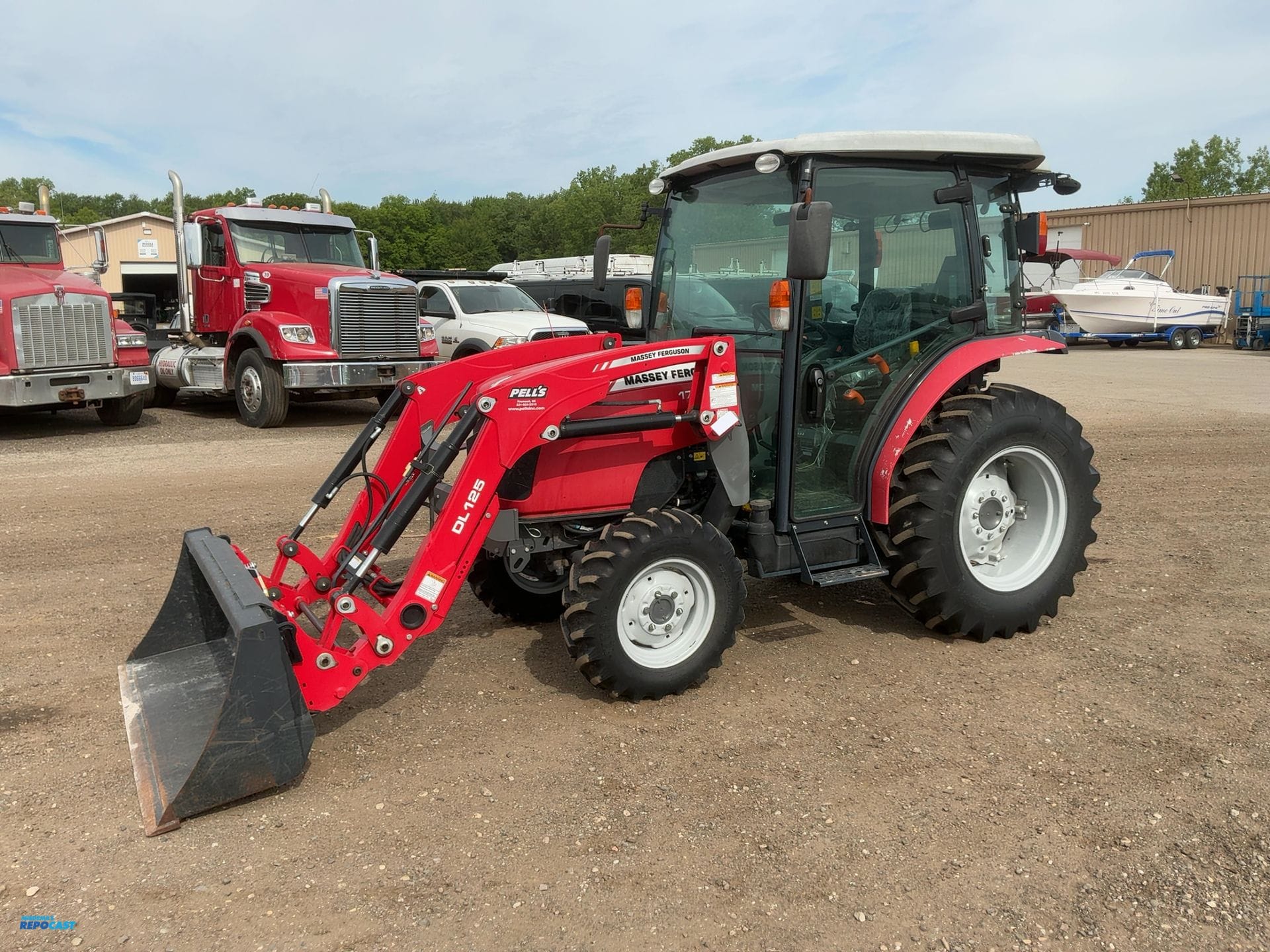 2019 Massey Ferguson 1740M Equipment Image0