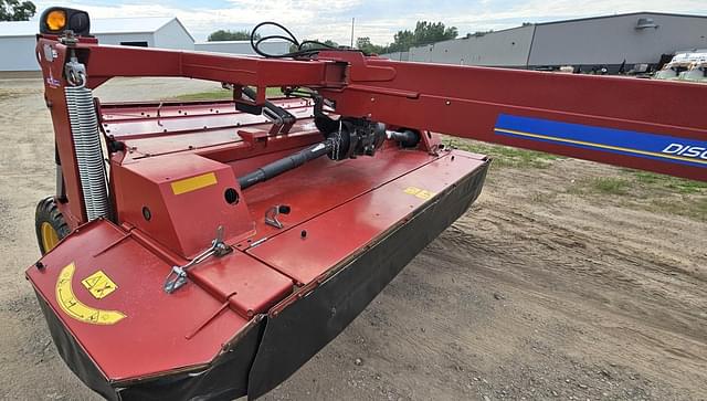 Image of New Holland 312 equipment image 3