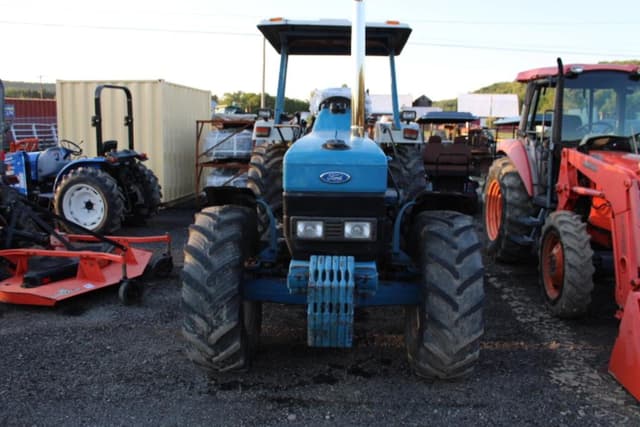 Image of Ford 8240 equipment image 1