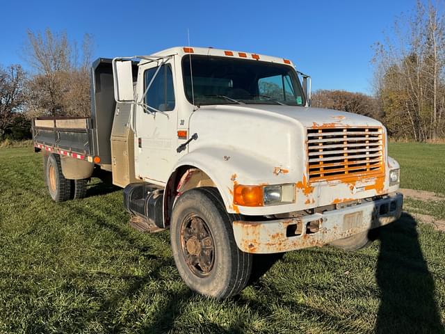 Image of International 4700 equipment image 2