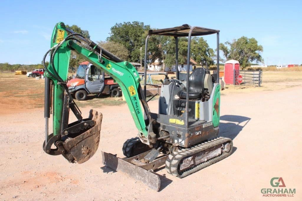 2017 Bobcat E20 Equipment Image0