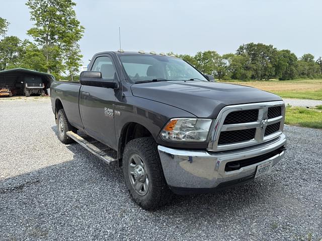 Image of Dodge Ram 2500 equipment image 4