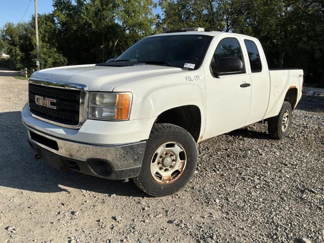 Image of GMC 2500HD equipment image 1