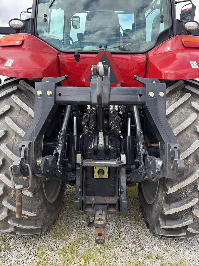 Image of Case IH Magnum 200 equipment image 4