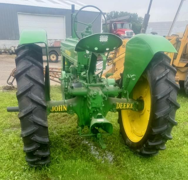 Image of John Deere B equipment image 4