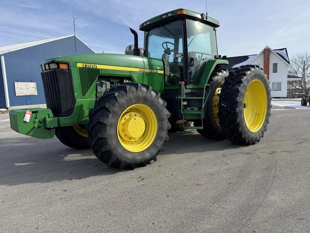 Image of John Deere 8300 Primary image