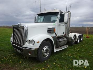 Main image Freightliner 122SD