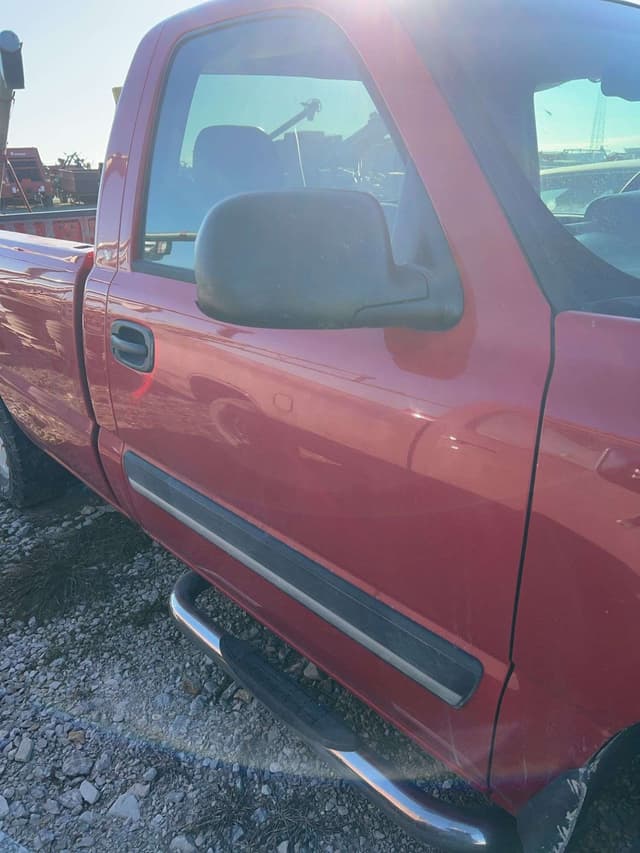 Image of Chevrolet 1500 equipment image 4