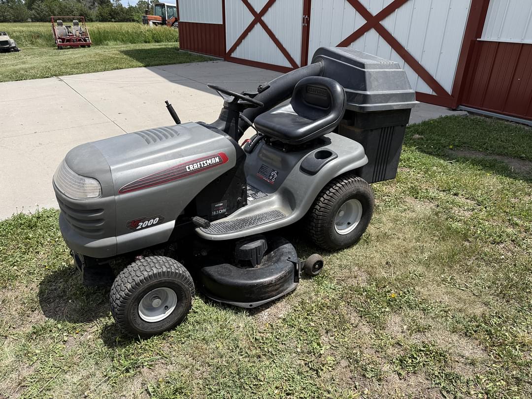 Image of Craftsman LT2000 Primary Image