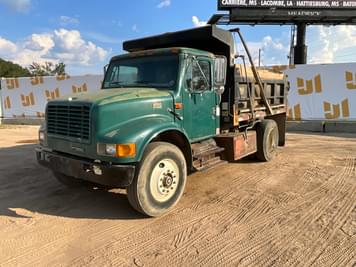 Main image International 4700