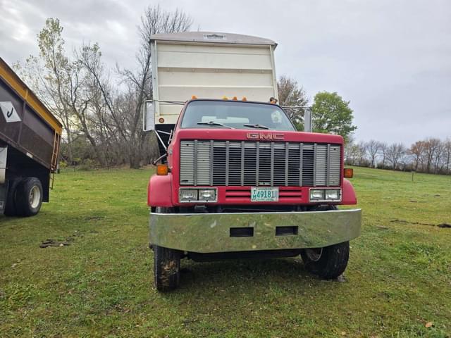 Image of GMC Topkick equipment image 3