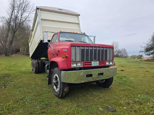 Image of GMC Topkick equipment image 4