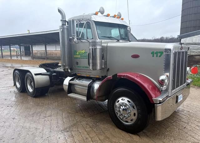 Image of Peterbilt 378 equipment image 1