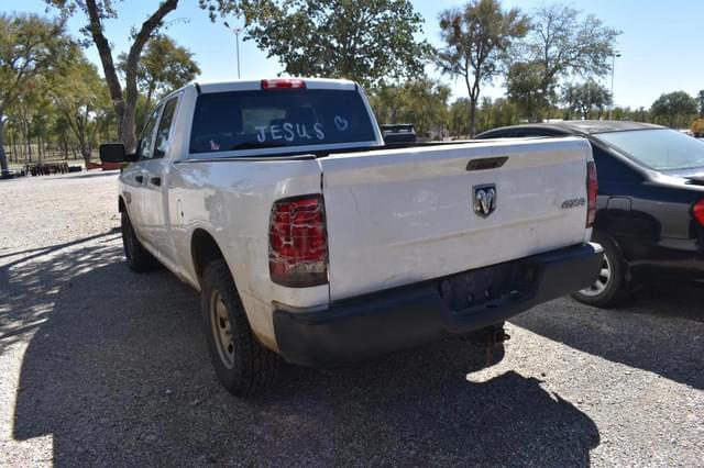 Image of Dodge Ram 1500 equipment image 3