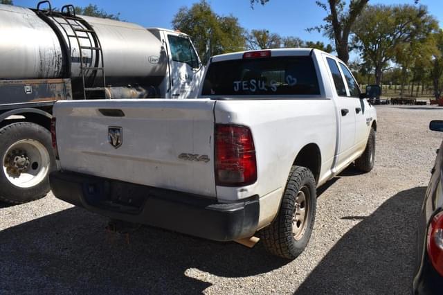 Image of Dodge Ram 1500 equipment image 2