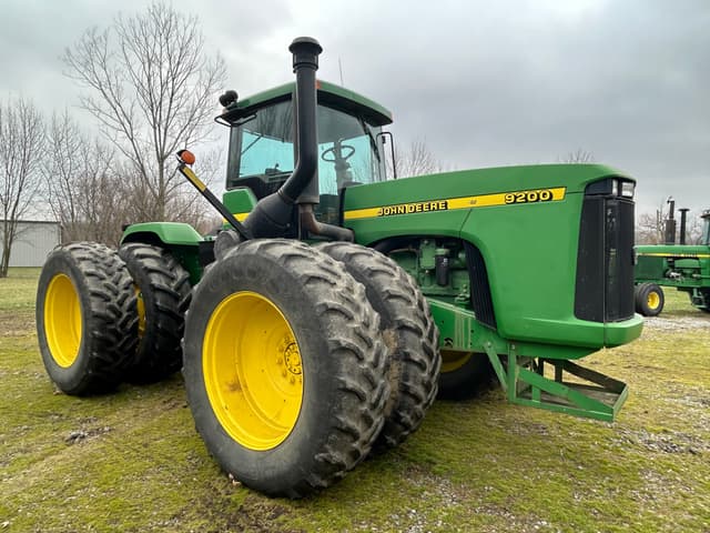 Image of John Deere 9200 equipment image 1