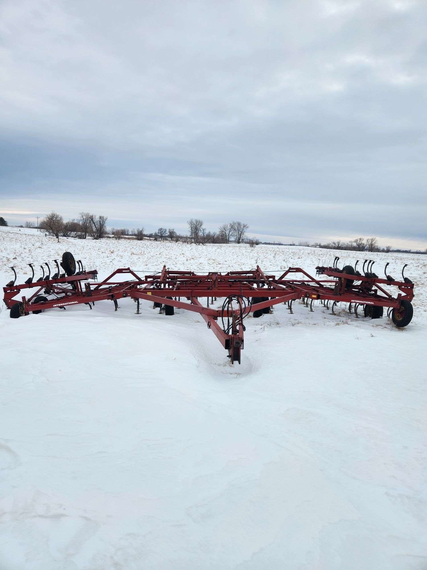 International Harvester 4700 Equipment Image0