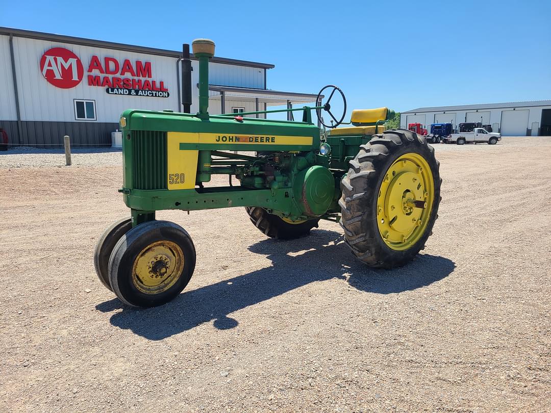 Image of John Deere 520 Primary image