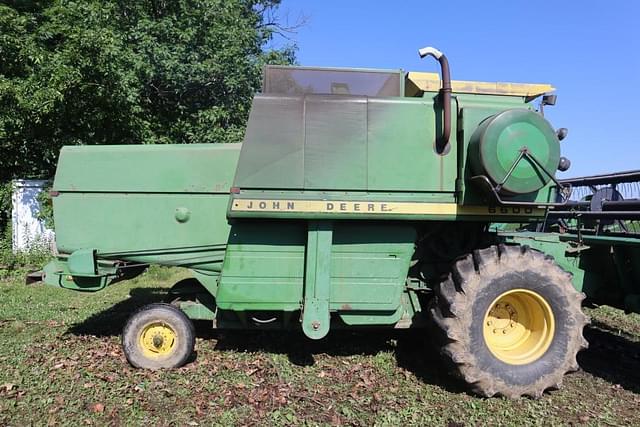 Image of John Deere 6600 equipment image 1