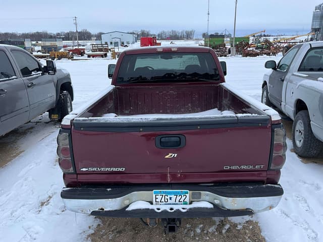 Image of Chevrolet 1500 equipment image 4