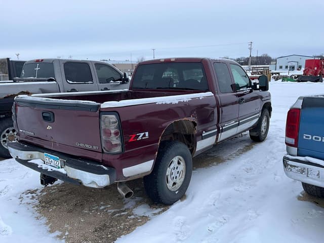 Image of Chevrolet 1500 equipment image 3