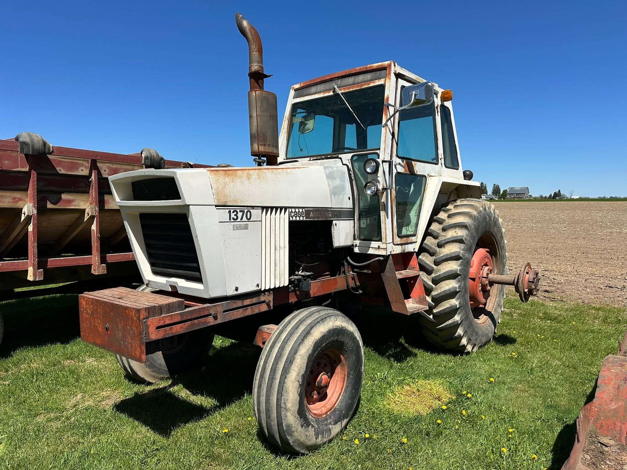 1976 J.I. Case 1370 Equipment Image0