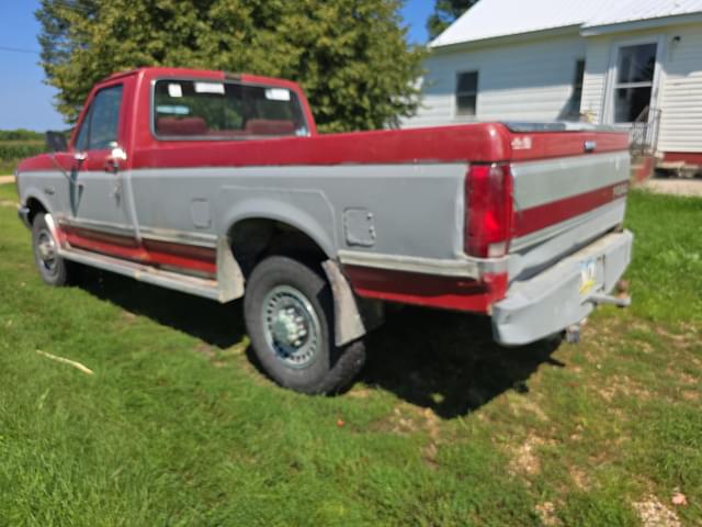 Image of Ford F-150 equipment image 2