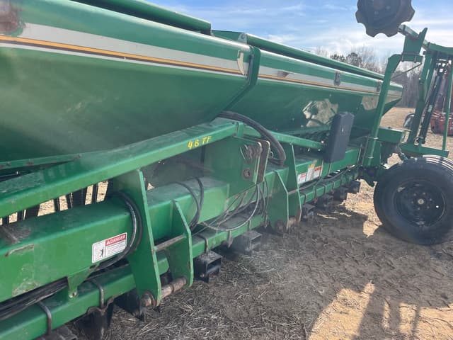 Image of Great Plains Solid Stand 2000 equipment image 3