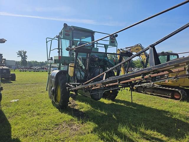 Image of John Deere 6500 equipment image 2