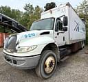 2005 International 4400 Image
