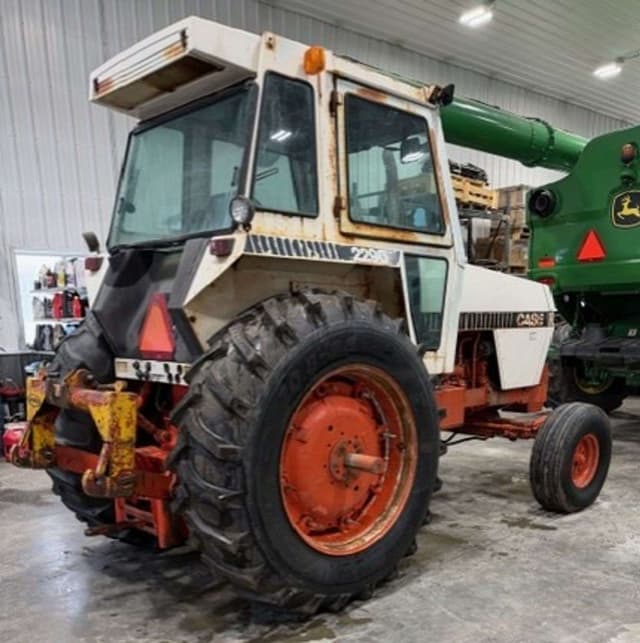 Image of J.I. Case 2290 equipment image 4