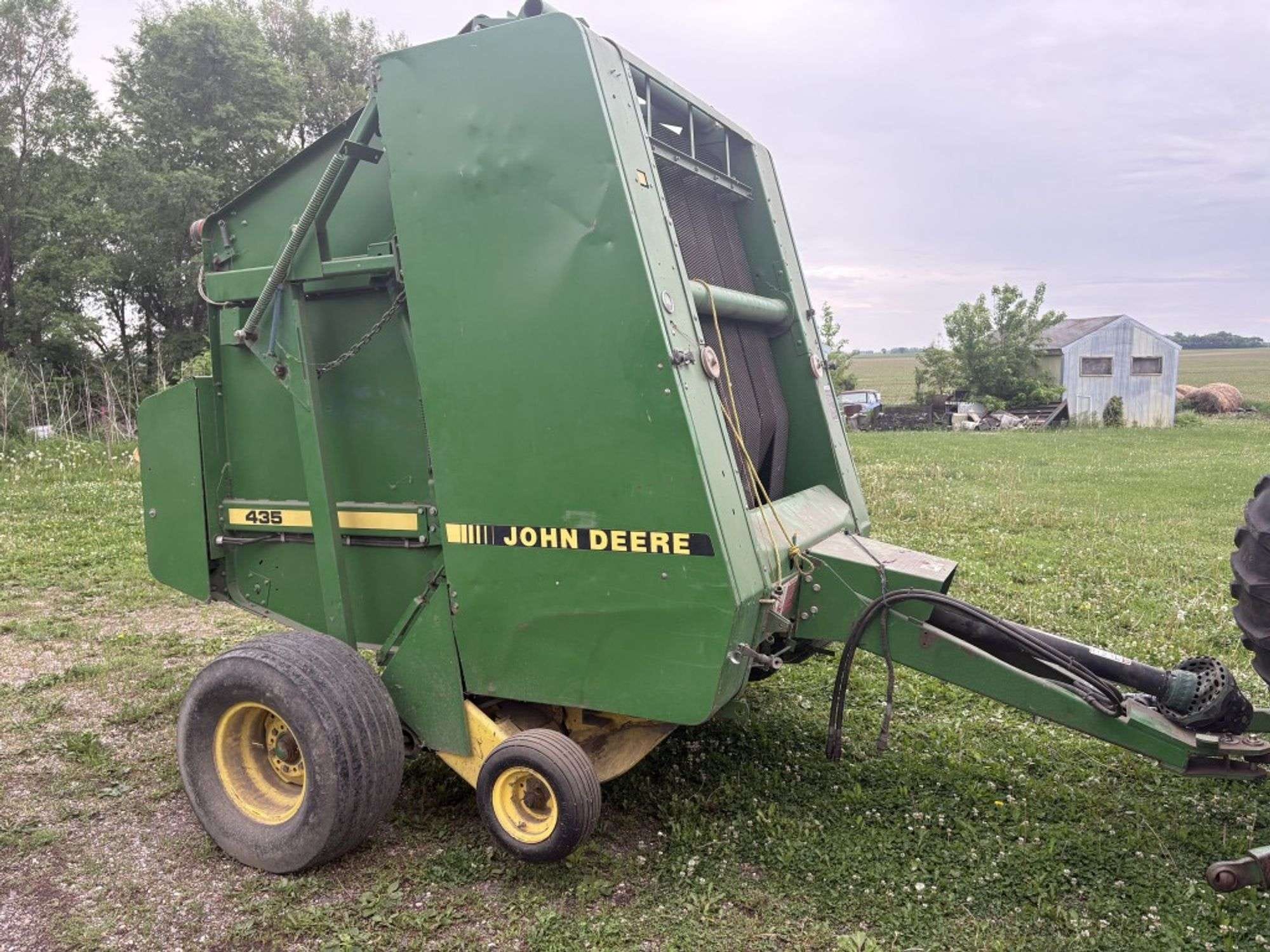 John Deere 435 Equipment Image0