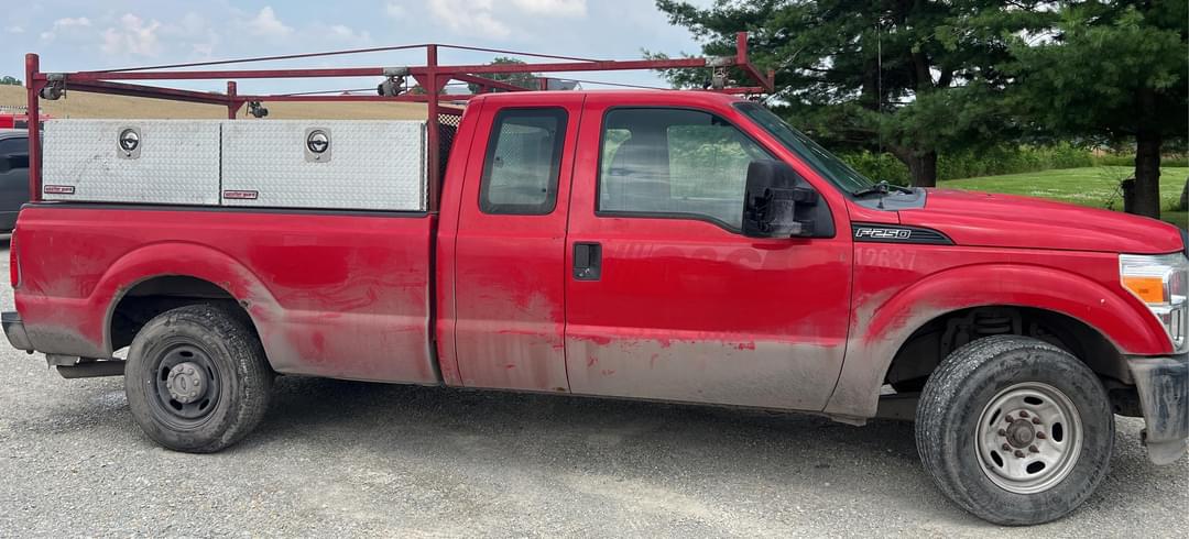 Image of Ford F-250 Primary image
