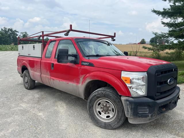Image of Ford F-250 equipment image 1