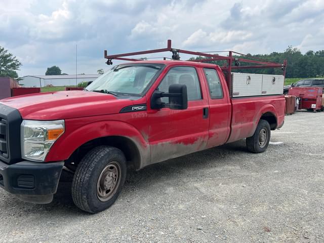 Image of Ford F-250 equipment image 3