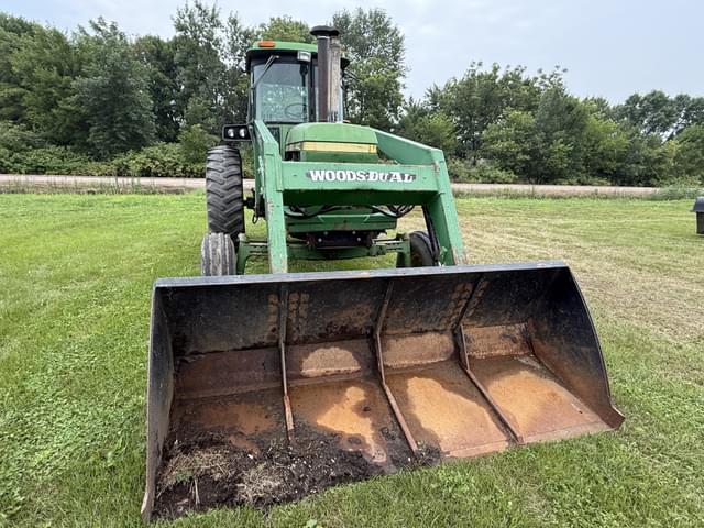 Image of John Deere 4440 equipment image 4