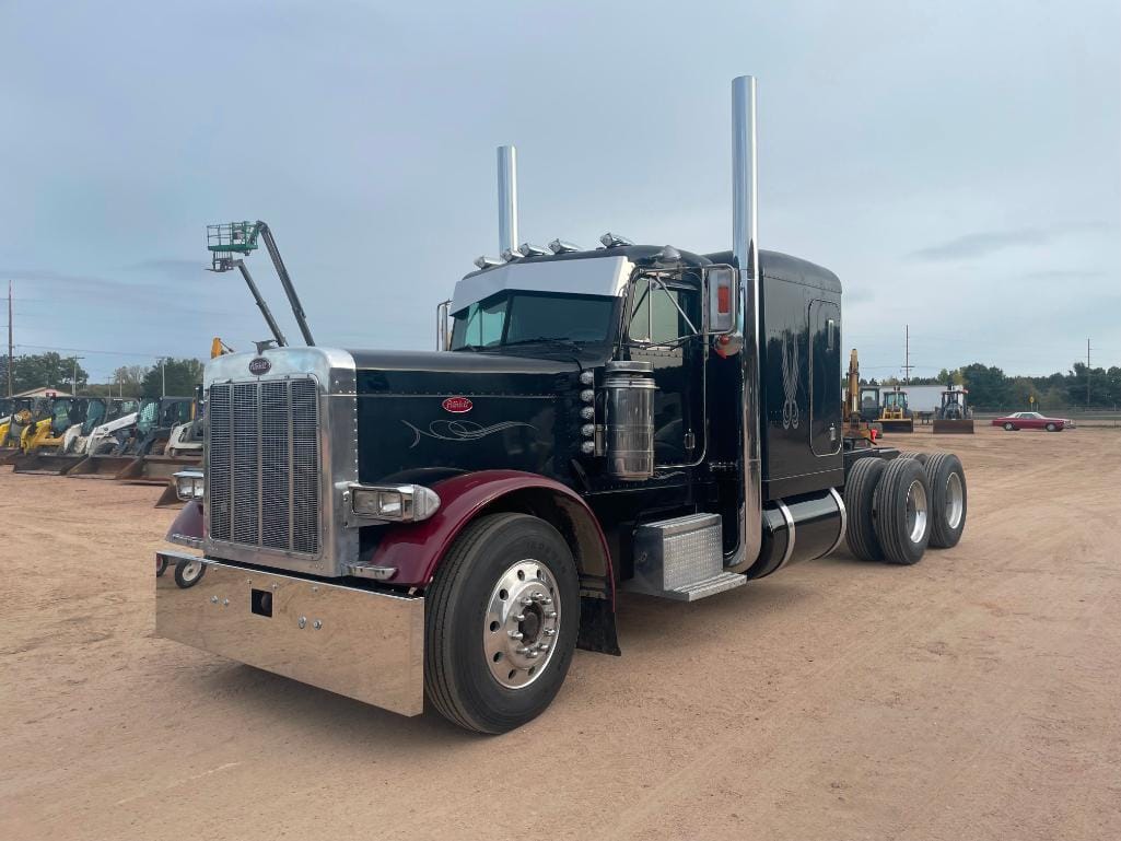 Main image Peterbilt 379EXHD