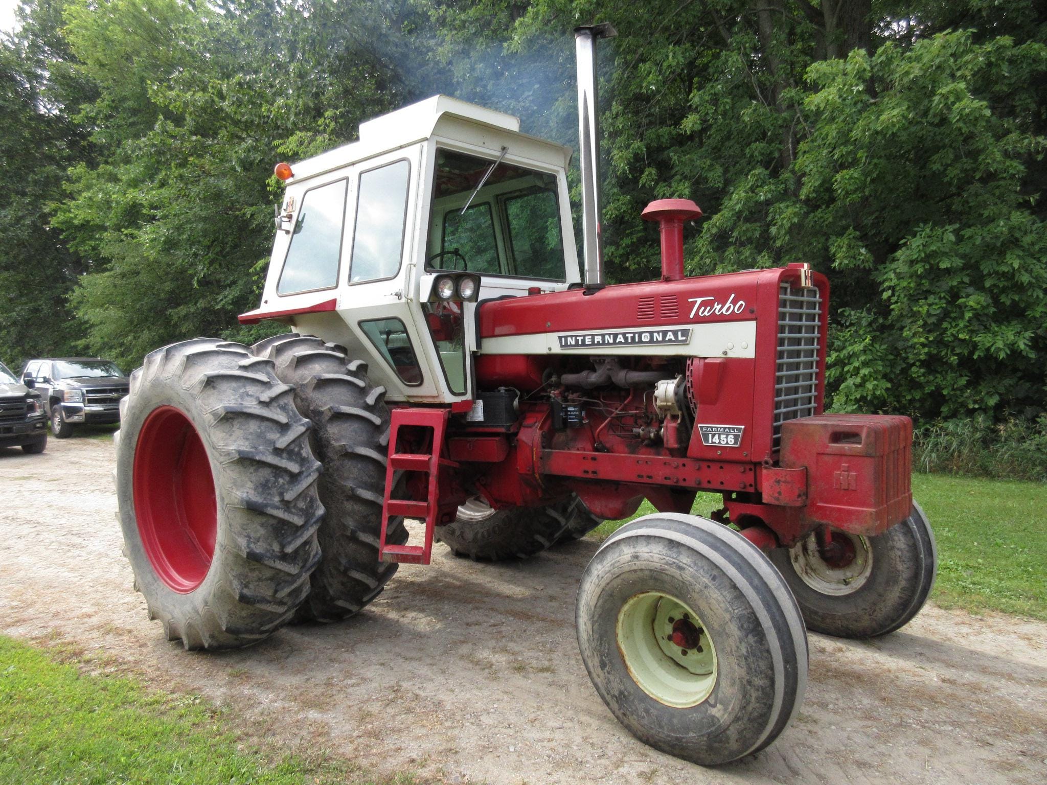 Main image International Harvester 1456