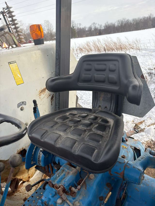 Image of Ford 5610 equipment image 3