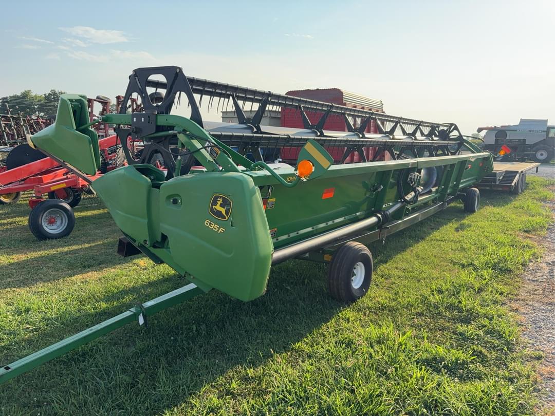 Image of John Deere 635F Primary image